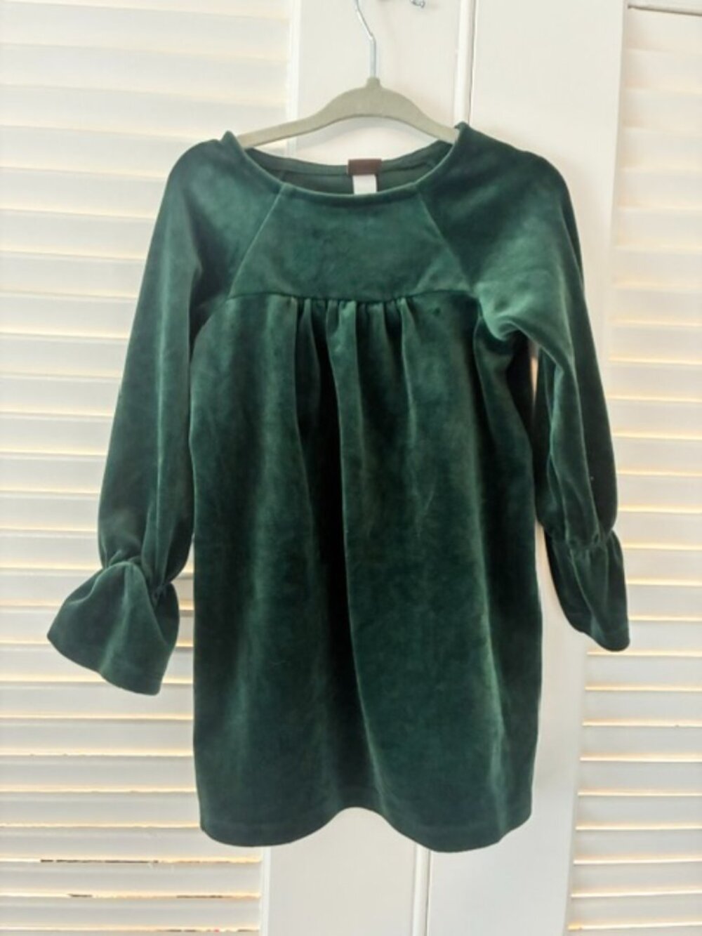 Tea Collection- Emerald Green Velvet long sleeve dress: 2T